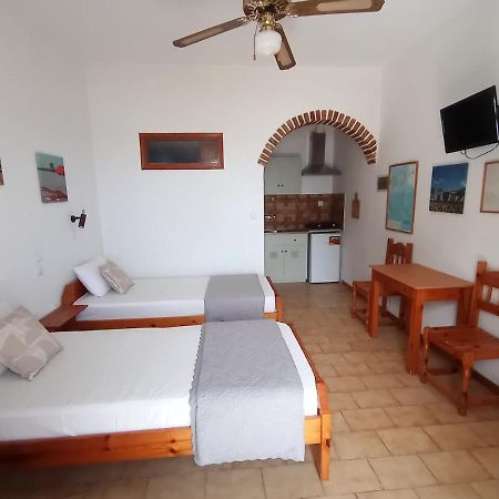 Villa Fourtuna Apartment Agios Ioannis Peristeron  Exterior photo