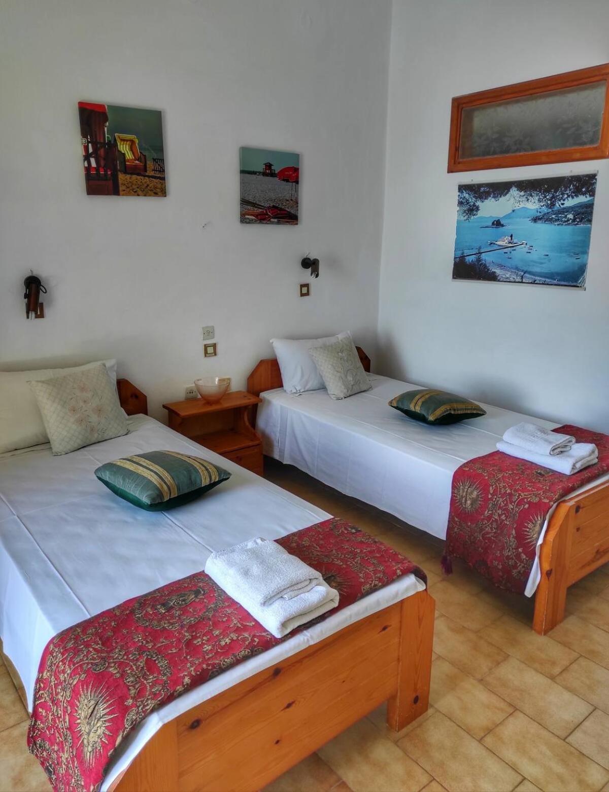 Villa Fourtuna Apartment Agios Ioannis Peristeron  Exterior photo